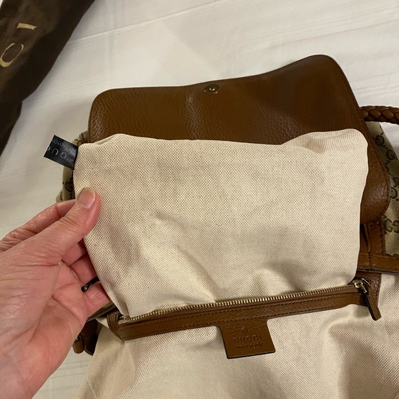 NWOT Gucci Bella Flap 2-Way Bag - Picture 6 of 9